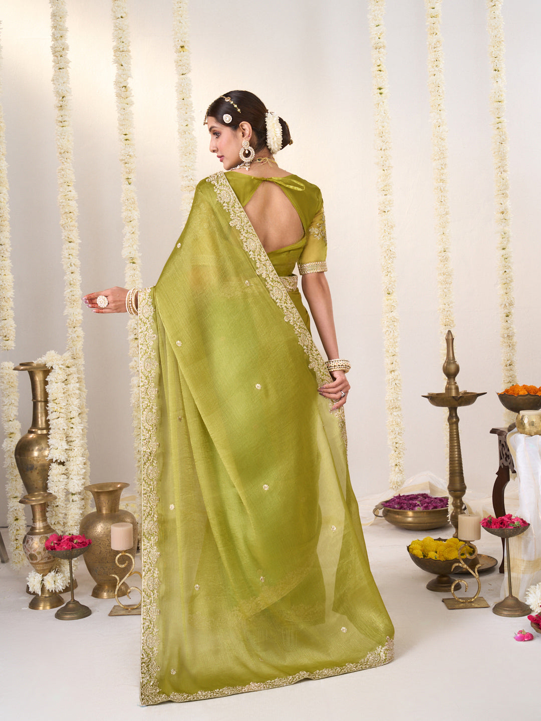 Laxmipati Shatranj Green Chiffon Floral Embroidered Saree
