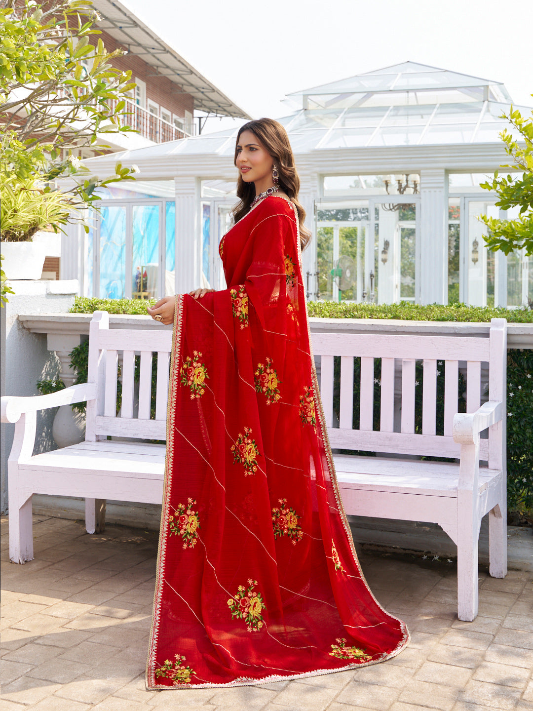 Laxmipati Makhan Malai Red Chiffon Floral Embroidered Saree