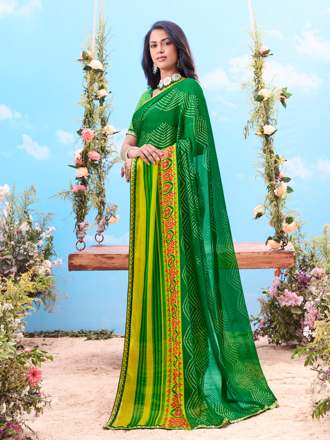 Laxmipati Jhula Green Chiffon Floral Printed Saree