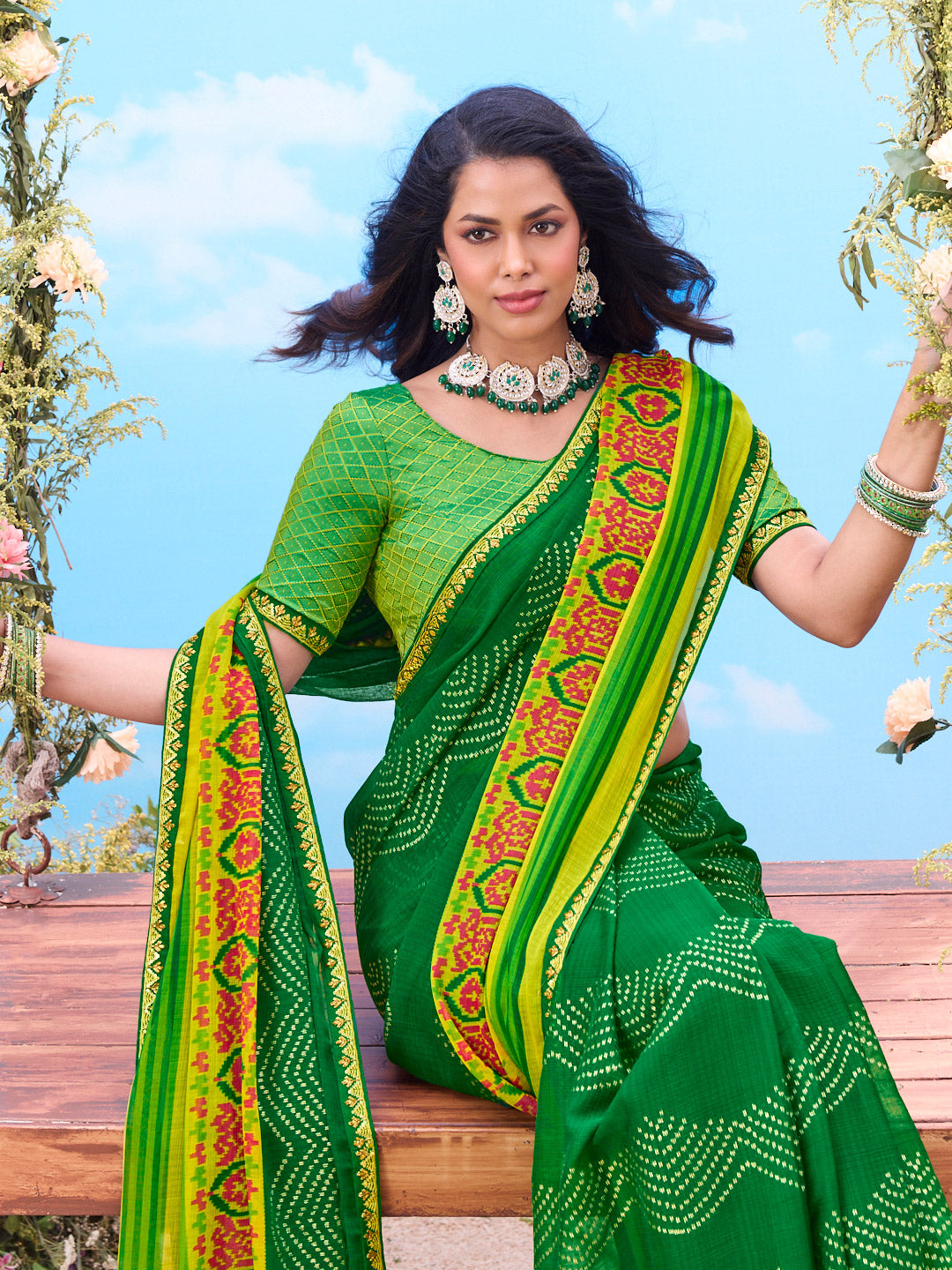 Laxmipati Jhula Green Chiffon Floral Printed Saree