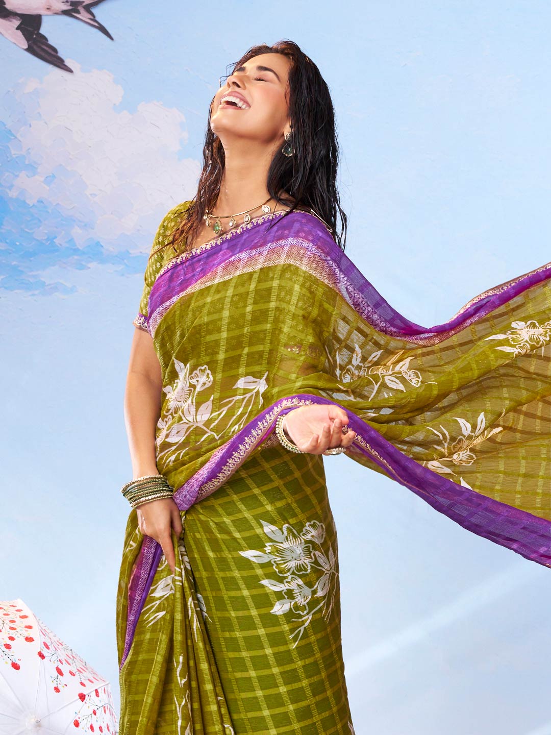 Laxmipati Andaaz Olive Green Chiffon Floral Printed Saree